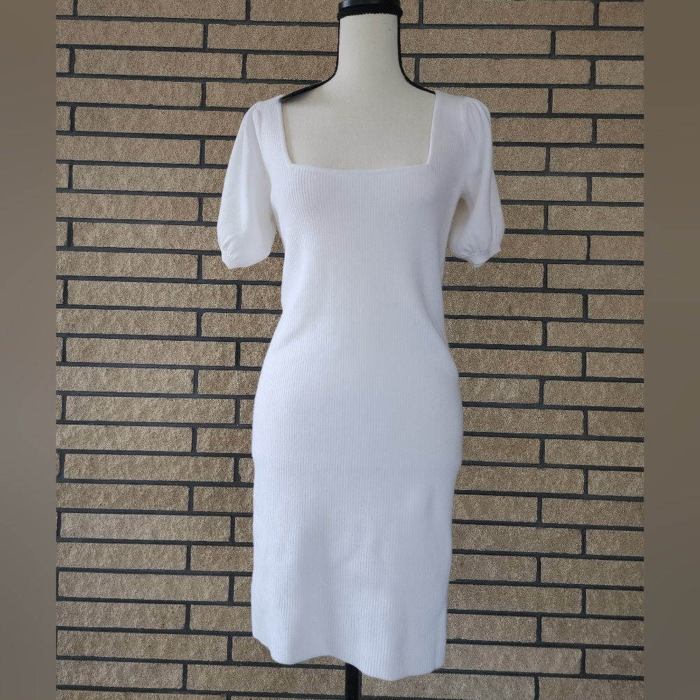 White Dress French Connection| Puff Sleeves | Stretchable Size Small